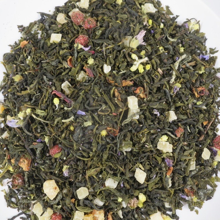 Weisser Tee mit Johannisbeer- und Erdbeergeschmack